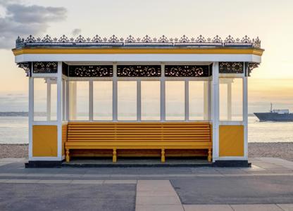 bus shelter